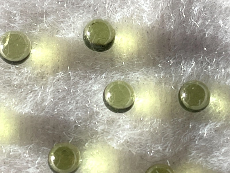 Peridot (Natural) Green Gem, round cabochon 4mm (1pc)