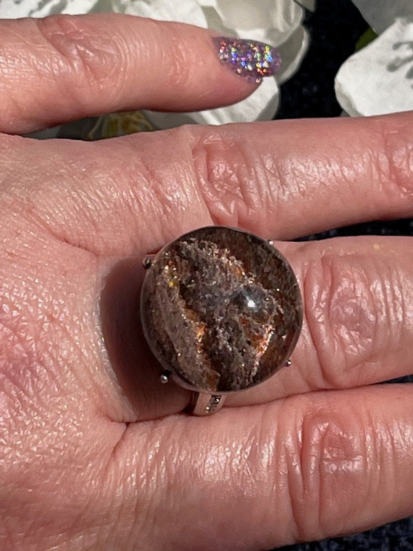 Ring, Garden Quartz shades of brown, 19mm round, sterling silver band