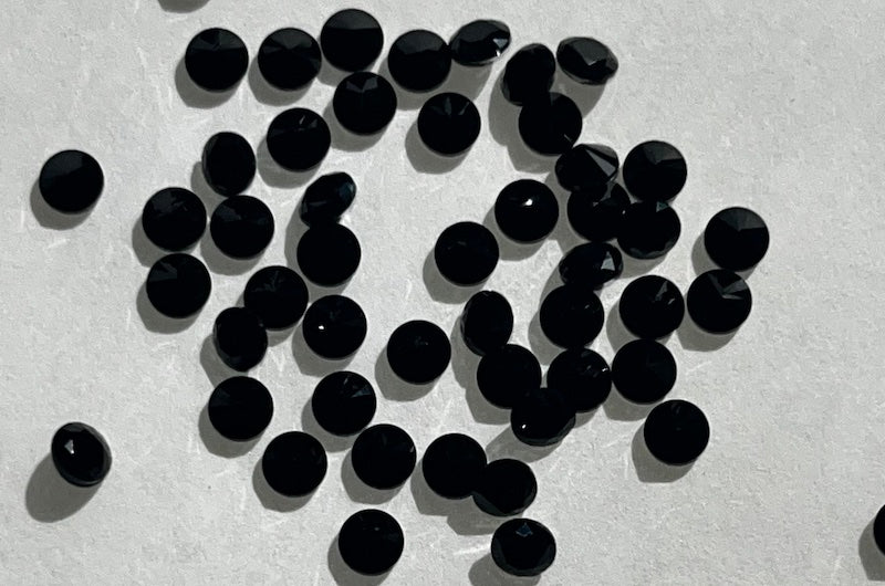 Nano Lab Black Round Gems - Various Sizes (5pc)