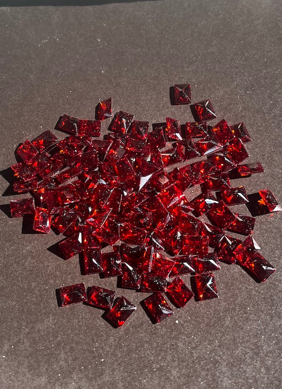Garnet Red Rectangle shaped  5x7mm (5pc)