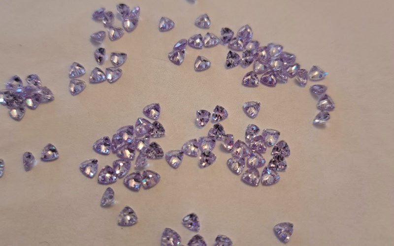 Cubic Zirconia Amethyst Lilac Trillion 3mm (5pc)