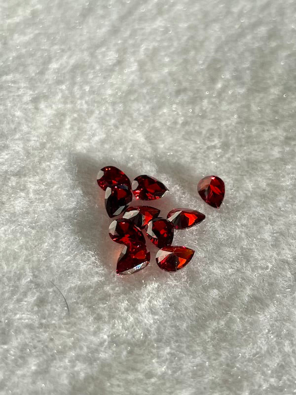 Cubic Zirconia Garnet Red Pear - Various Sizes (5pc)