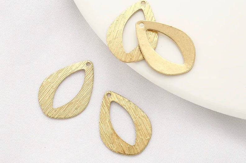 Bronze Blanks Textured teardrop design for Powder Coating or Jewelry making, 4 pack
