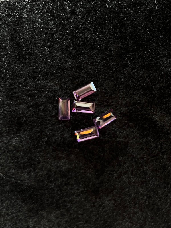 Cubic Zirconia Purple Baguette 4x8mm (5pc)