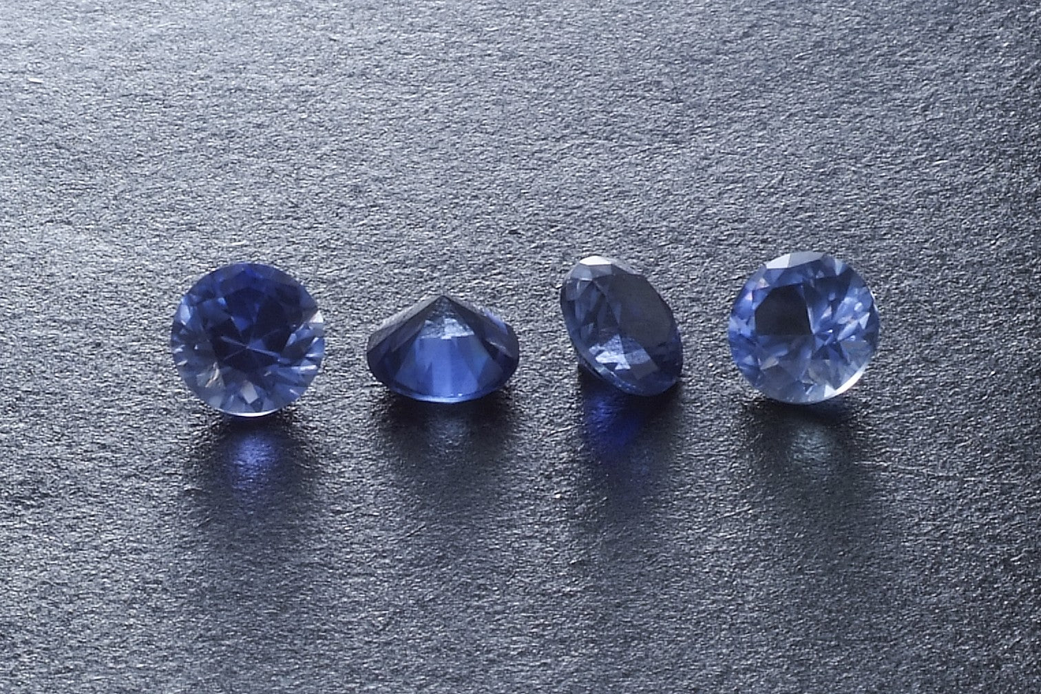 Lab Sapphire Brilliant Blue Oval 8x10mm (1pc)