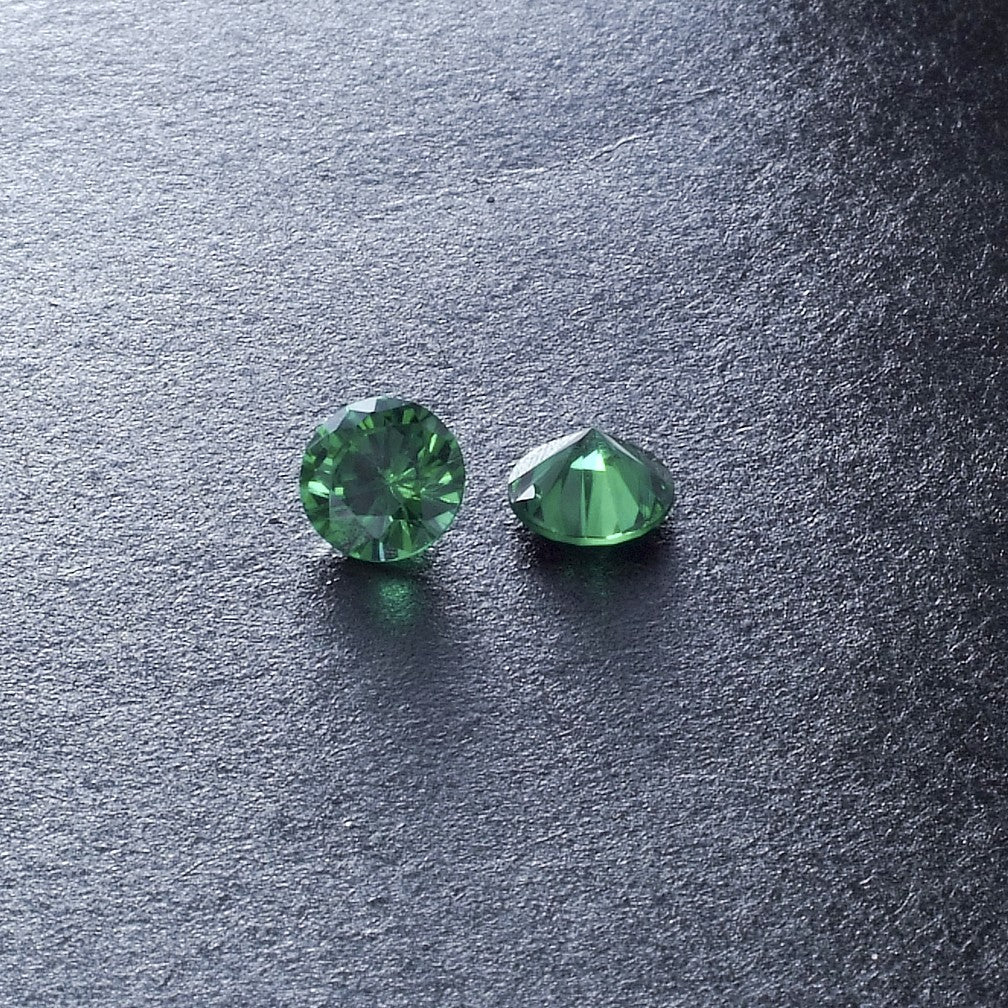 Emerald Square / Princess Cut Gems Lab Created Nano 5mm (5pc)