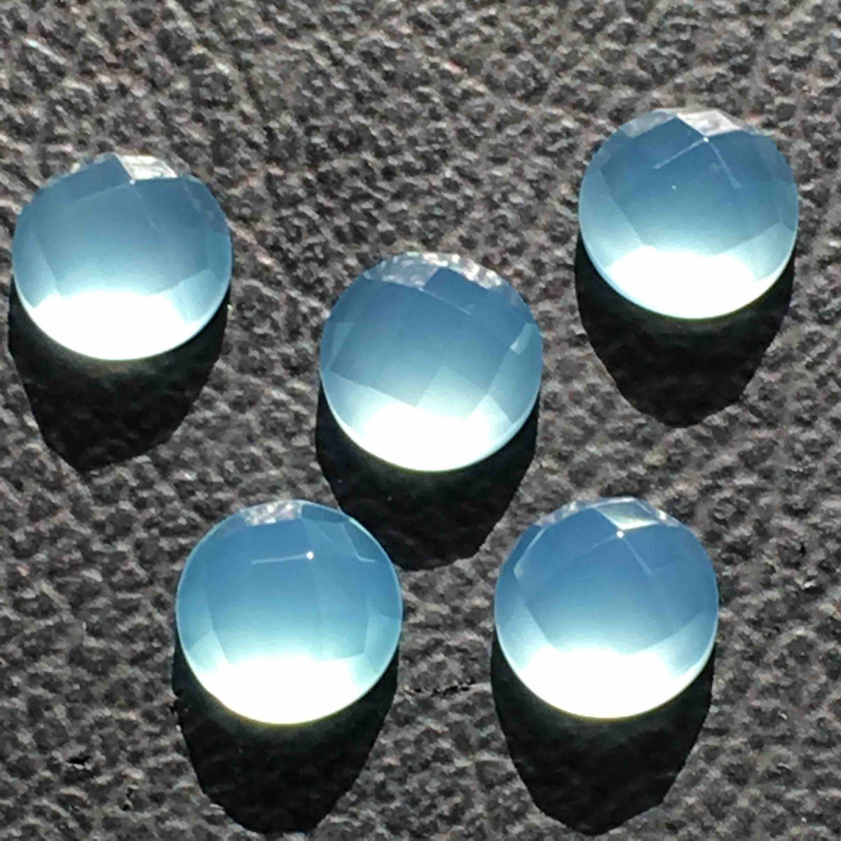Chalcedony Checkerboard Faceted Blue Round 10mm (1pc)