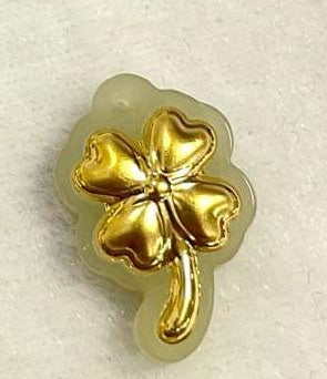 Pendant Hetian Jade, with 18 k gold foil accent