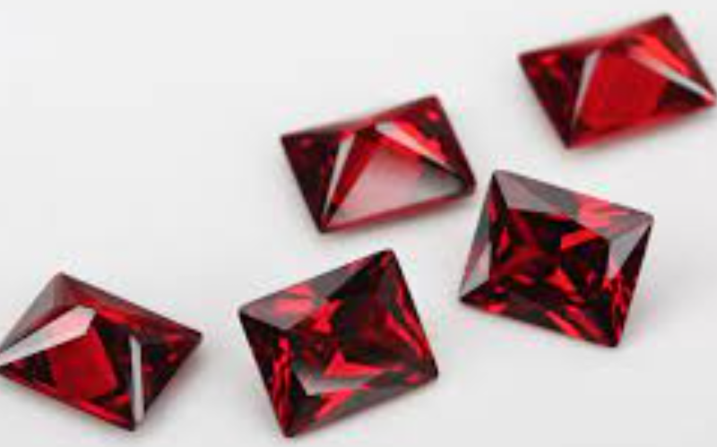 Garnet Red Rectangle Gem 5x7mm (5pc) - Metal Clay Alchemist