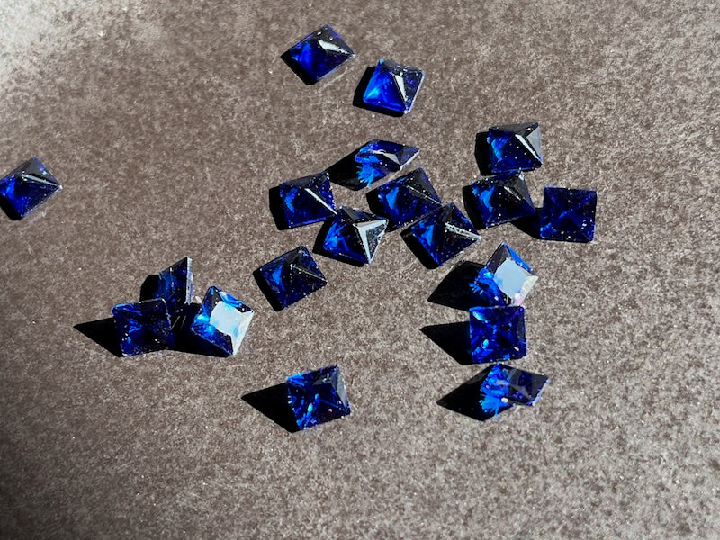 Sapphire Dark Blue Lab Created Square 3mm (5pc)