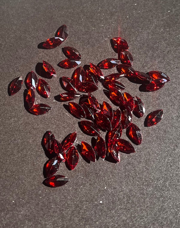Cubic Zirconia Red Marquise Gem 4x8mm (5pc)
