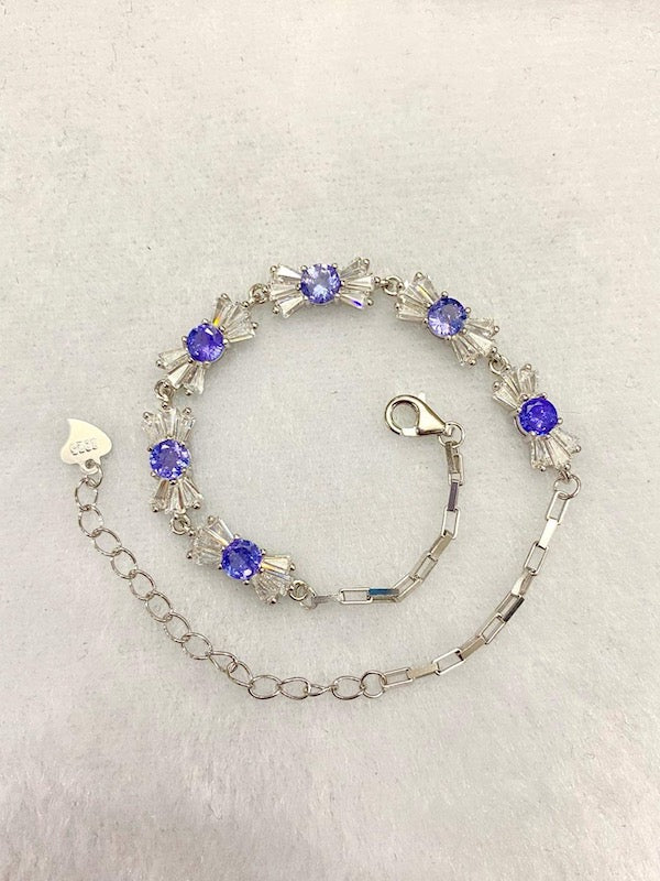 Bracelet Blue Tanzanite Bow set in pure sterling silver, adjustable size